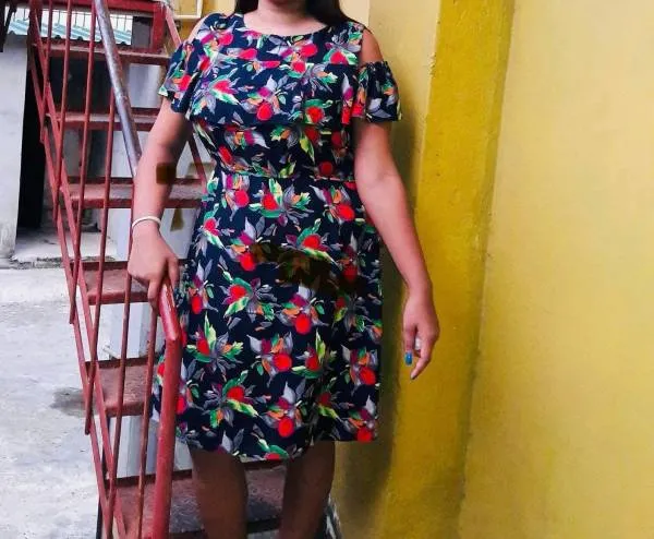 Beautiful Lady With Big Boobs And White Skin | Lanka Ads New