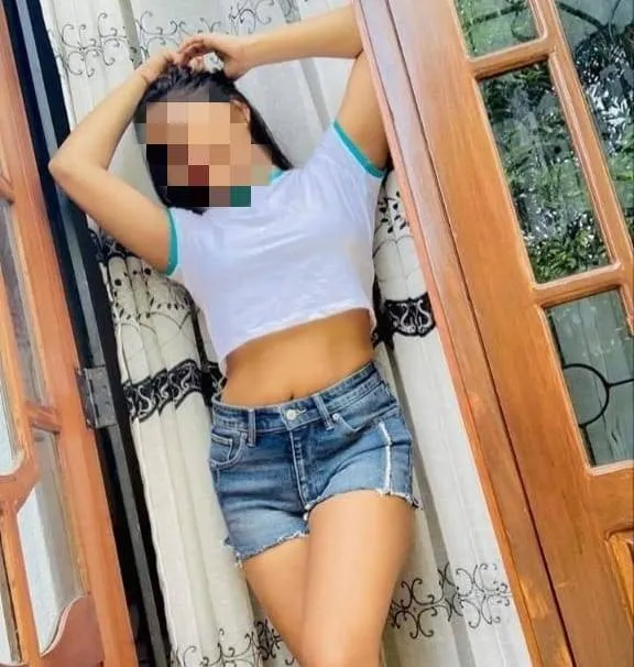 Slim New girl...full service Nugegoda pitakotte | Lanka Ads New