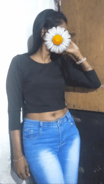 ඇත්තම PHOTO එක මාත් එක්ක FUN එකක් ගමු එන්නකෝ | Lanka Ads New