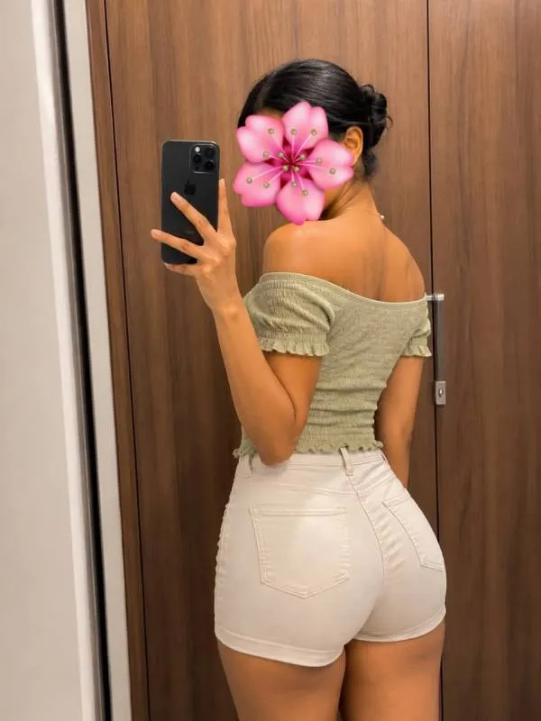 New Slim & sexy girl...Kotte,Nugegoda area.. | Lanka Ads New