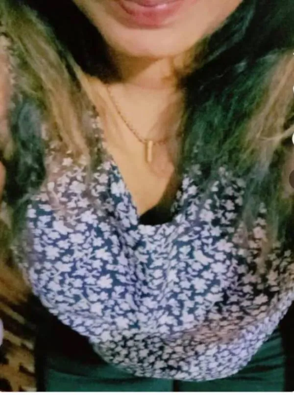 HOT GIRL AT maharagama pannipitiya Nugegoda kottawa . මහරගම පන්නිපිටිය නුගෙගොඩ තලවතුගොඩ කො