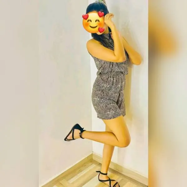 100% WITHFACE GENUINE CAM GIRL. SEXY HIRUNI | Lanka Ads New