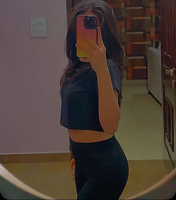 sexy  GIRL AT KADAWATHA | Lanka Ads New