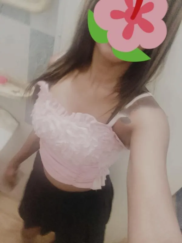 Hot Beautiful Girl Full service Rs,10000/= Night & visit | Lanka Ads New