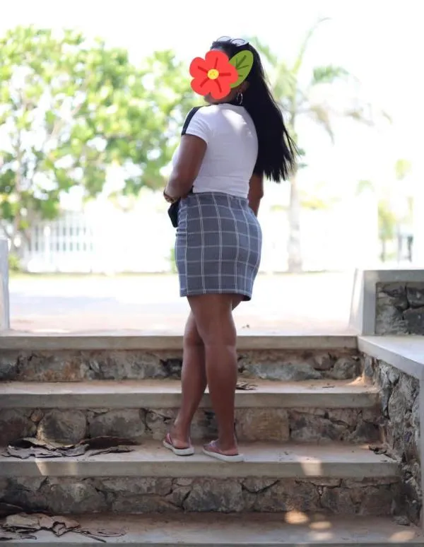 🌙✨️මීගමුවෙ වෙරලට✨️ 🍺ඇවිත් සෙට් වෙන යාමෙට 🌹 මාව අමතනවද, ✨️🌙 ✨️ හිත නිවන හොද කෑල්ලක් මම.. මම
