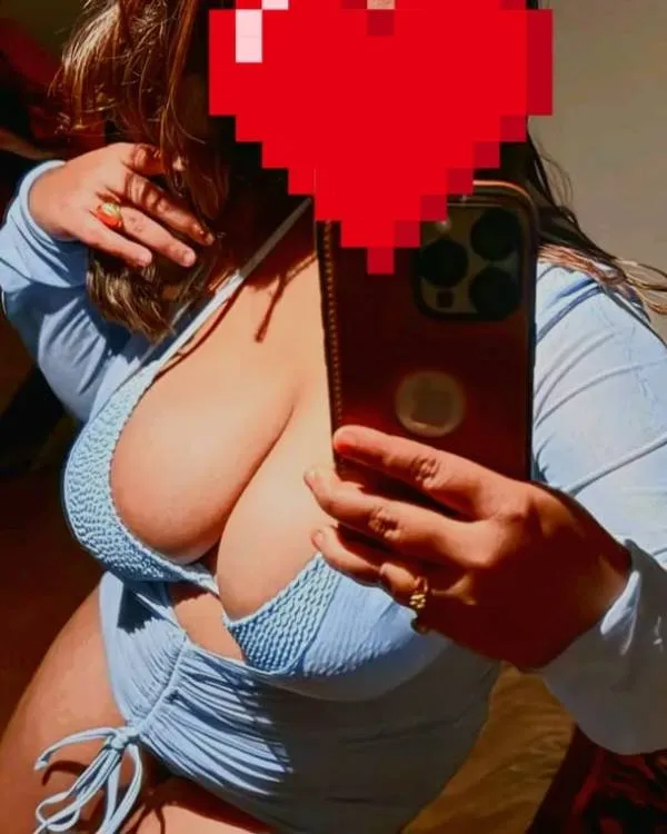 Hot girl binuli cam show | Lanka Ads New
