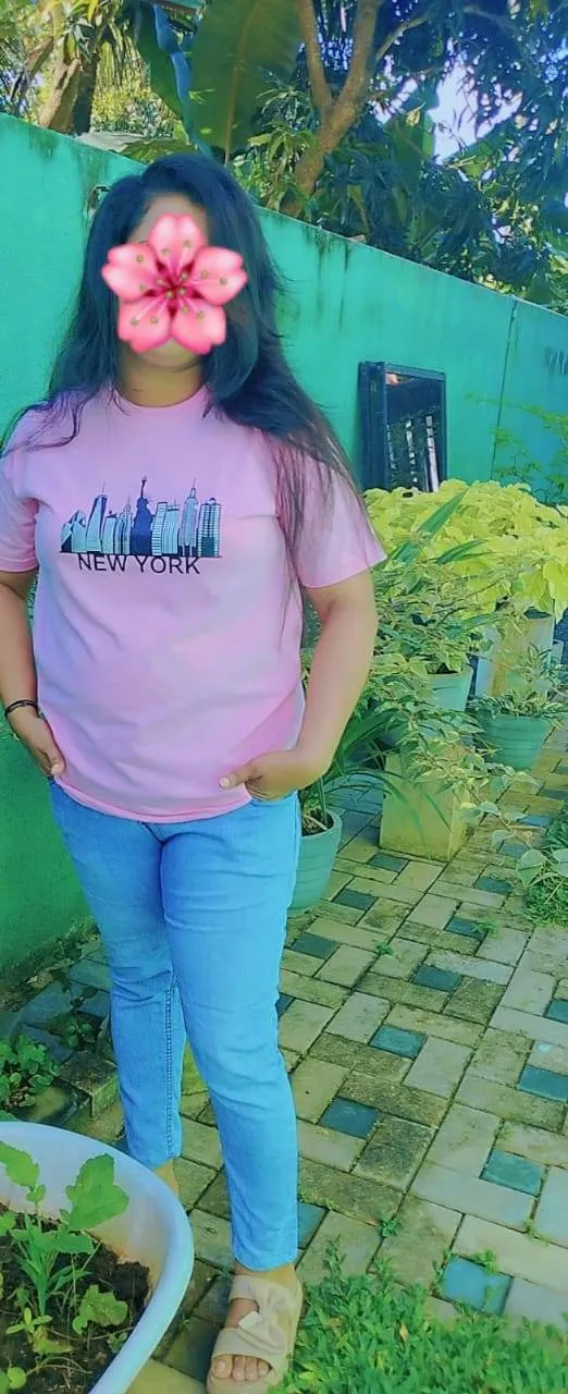 Hi.. Everyone Name _ Tharu Age _ 34 years old This is my real picture Full service only | 