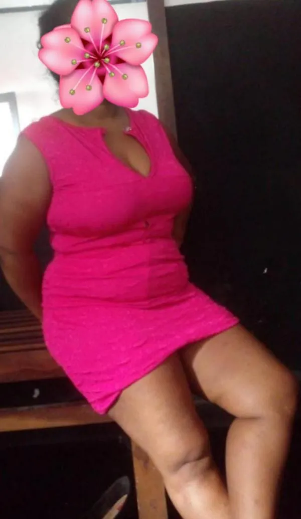 with Room Full service RS = 6500/= with Room ANAL OK =10000/= මගේ රියල්ම පොටෝ එක දාල තියෙන