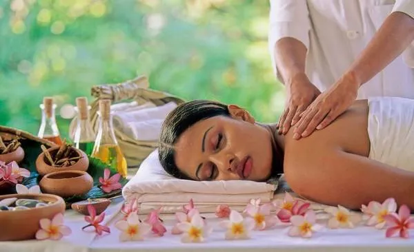 කාර්යබහුල කාන්තාවනි ඔබගේ මානසික හා කායික සුවය සදහා ඔබට අවශ්ය සියලුම සම්බාහන කටයුතු ඔබට අවශ