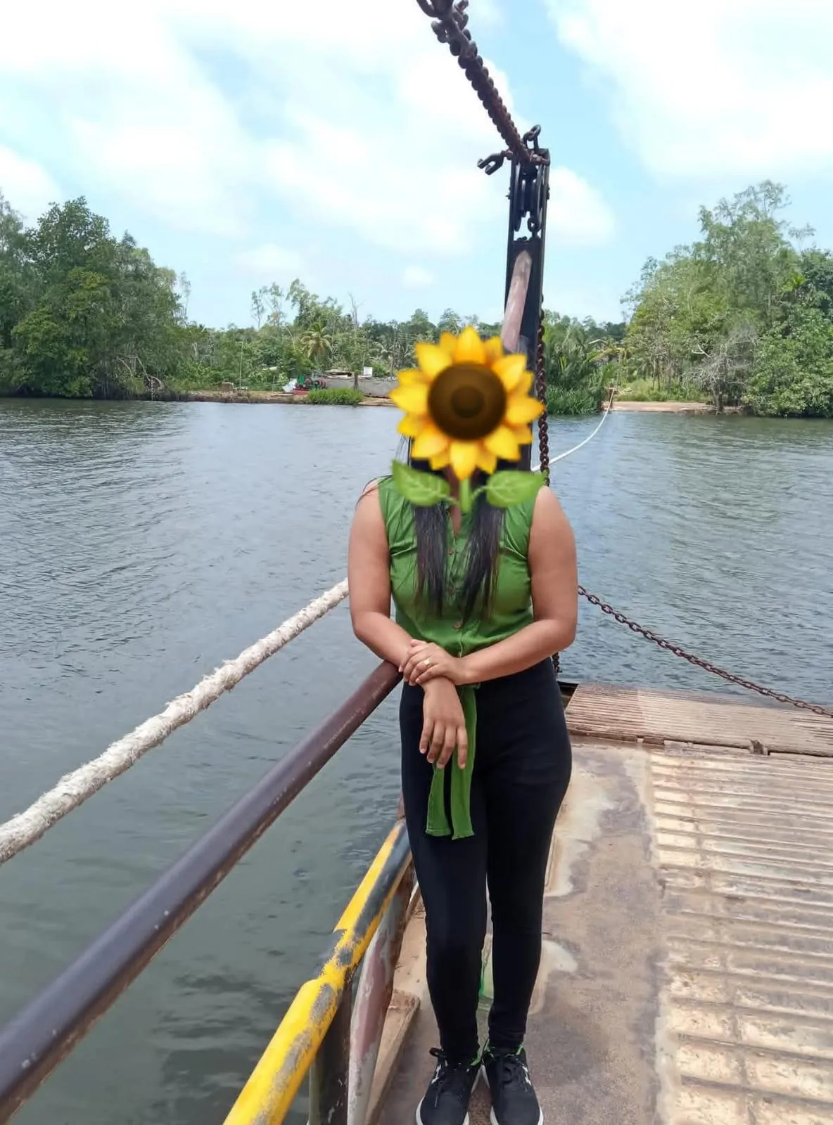 Haii My Name is Rukshani | Lanka Ads New