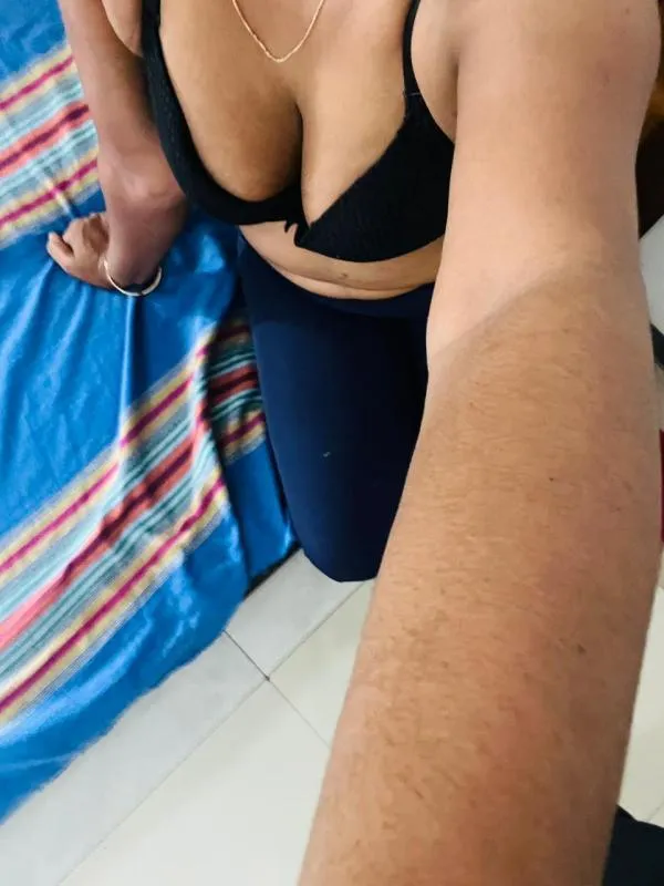 බිනුරි 28 Years Hot Young Girl – කැන්ඩි සිටි | Lanka Ads New
