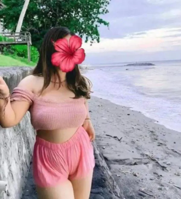 Hey lovelies. Im 24 years genuine cam girl. එකපාරක් ආවොත් ආයෙ එනවමයි .Real pic attached.fa