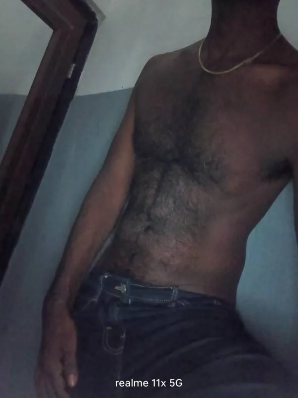 රහසිගත ඇසුරක් පවත්වා ගැනීම සඳහා කාන්තාවක් අවශ්යයි please call me only lady | Lanka Ads New