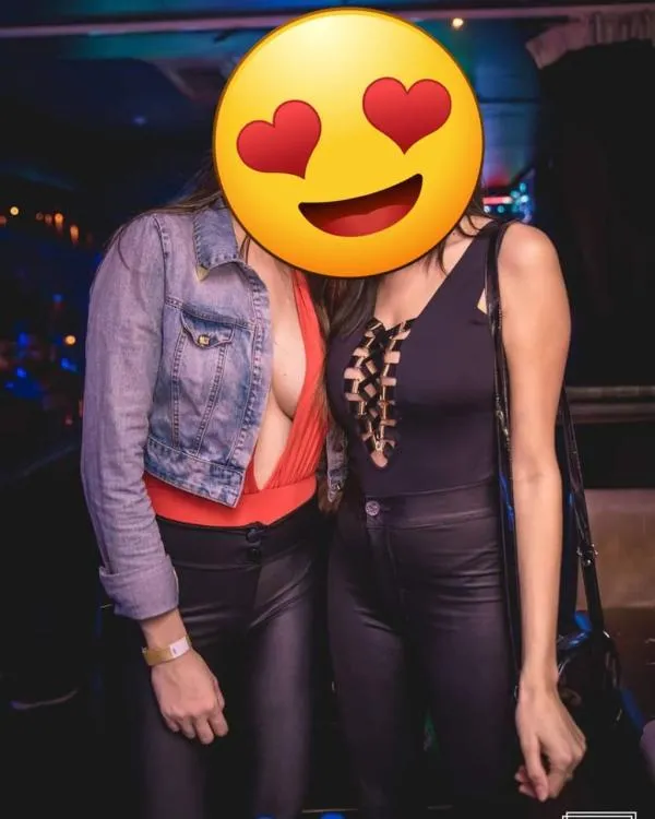 දවස ගානෙ ලස්සන Posh කෑලි ගෙන්නන Place එක | Lanka Ads New