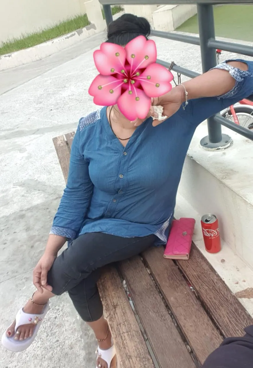 FULL SERVICE AT GALKISSA DEHIWALA BEAUTIFUL GIRL 6000 | Lanka Ads New