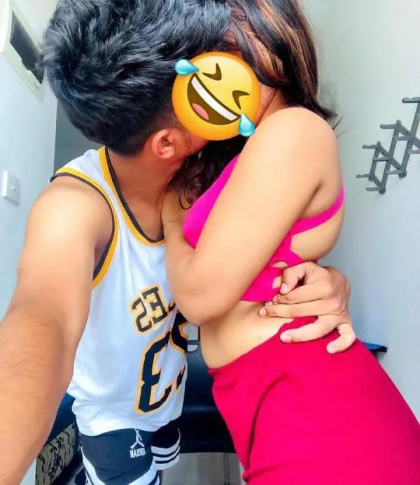 GENUIN HOT COUPLE | Lanka Ads New
