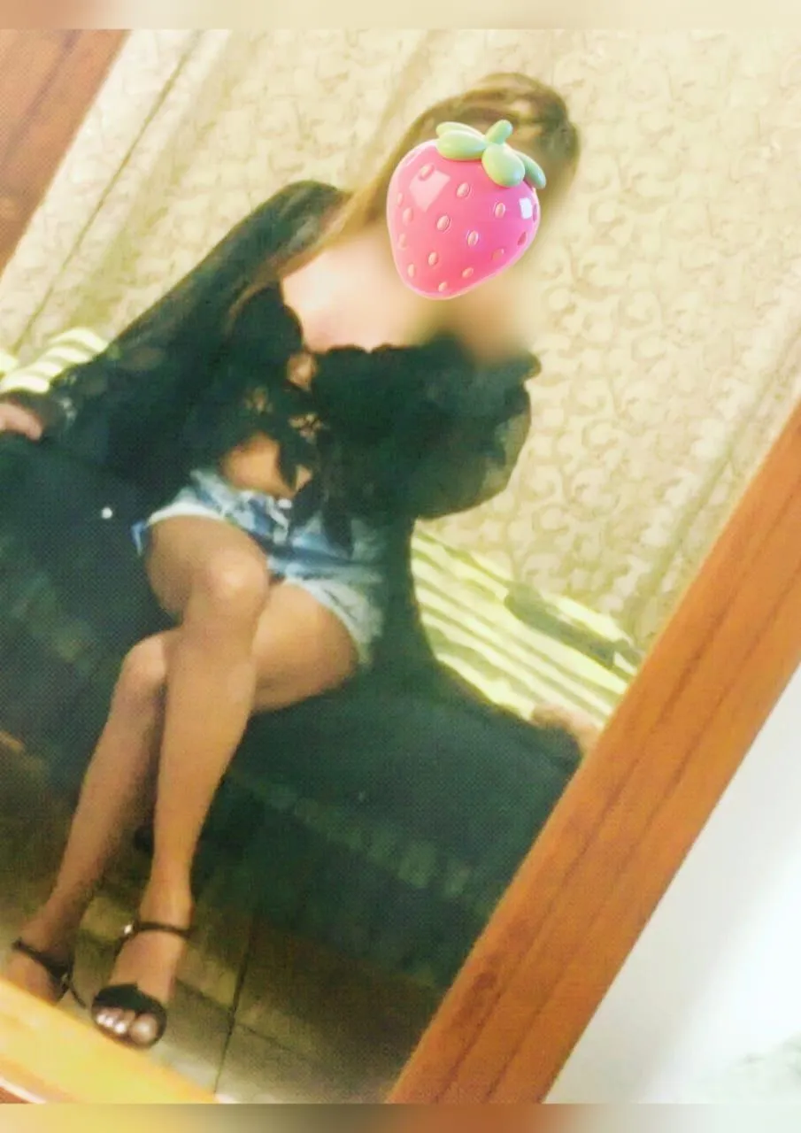 Kandy road F/s 8000/= kiribathgoda to kirillawala Hot Beautiful Girl,, | Lanka Ads New