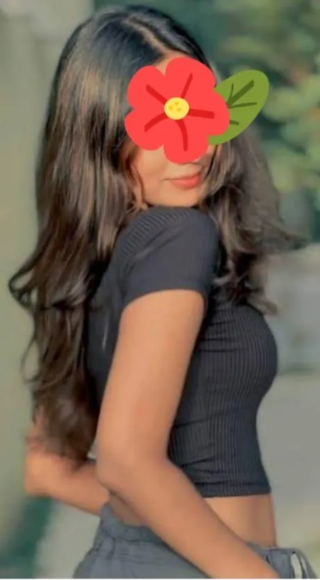 වයස 19 - 28 අතර ලස්සන තරුණියන් දෙදෙනෙක් | Lanka Ads New