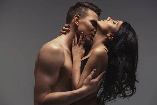 Couples and threesome | Lanka Ads New