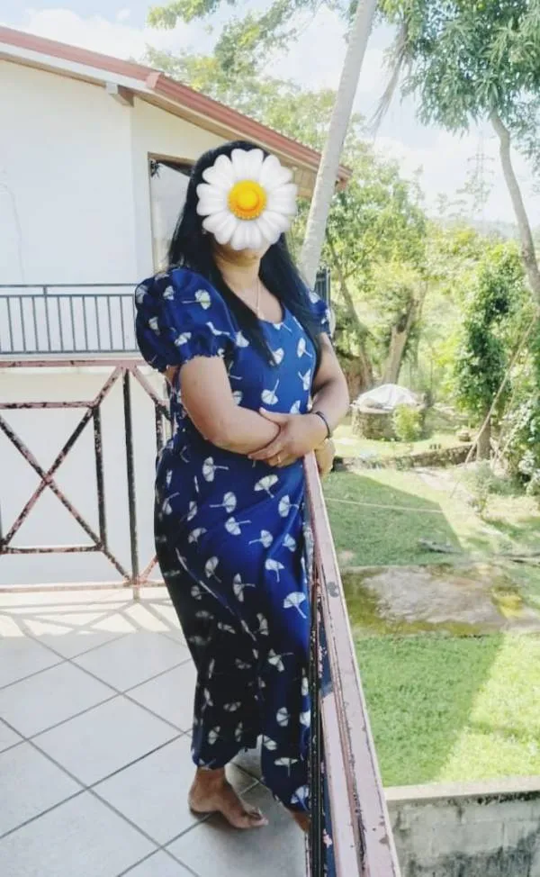 RATHNAPURA PELMADULLA KAHAWATTHA EBILIPITIYA BEAUTIFUL GIRL FULL SERVICE REALLY PHOTO 6500 WITH ROOM
