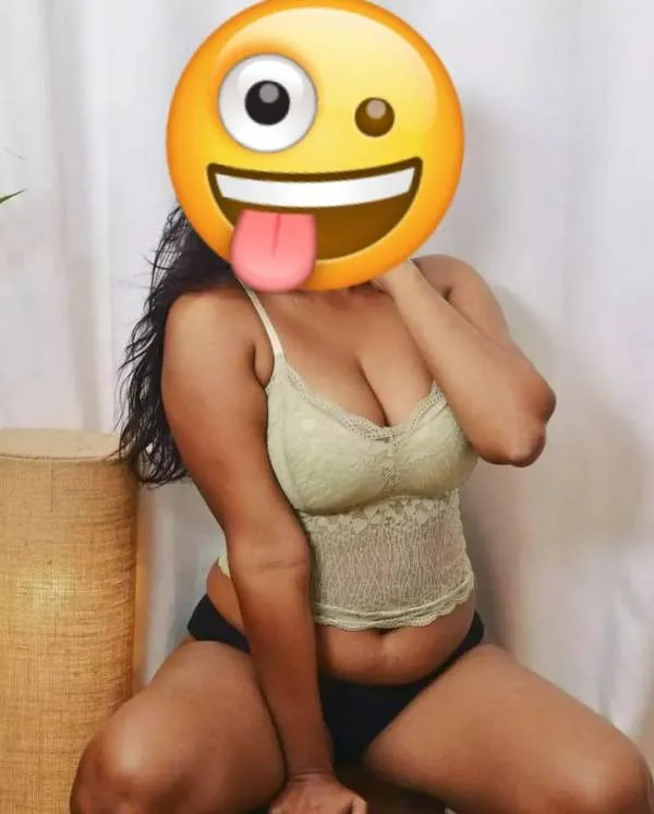 රාත්රී 7.0 සිට උදේ 7.0 වෙනකන් මගෙන් ඔයාට සුපිරිම සේවාවක් ලබාගැනීමට හැක ඔය පොඩ්යි ළමයි වගේ 