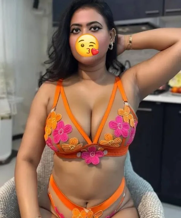 HOT LIVE CAM SHOW WITH SWEET Shemale | Lanka Ads New