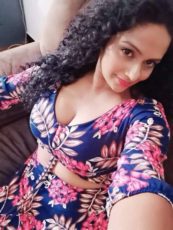 Hy / හායි | Lanka Ads New