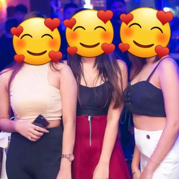 දවස ගානෙ ලස්සන Posh කෑලි ගෙන්නන Place එක | Lanka Ads New