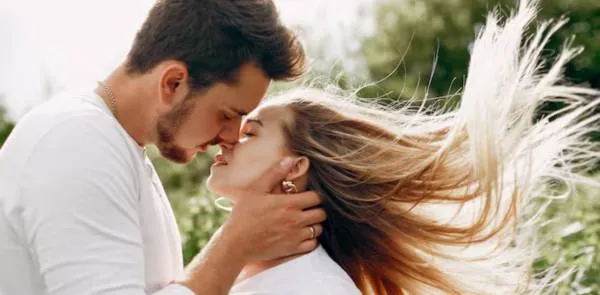 hi womens this keshan are you interest any sexual relationship short time or long time can