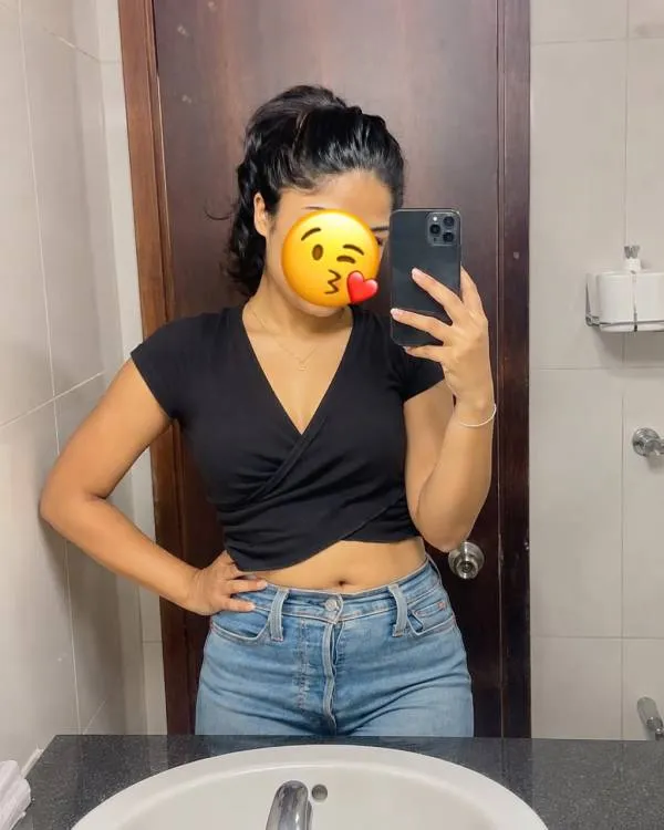 I am Sachini Methsara | Lanka Ads New