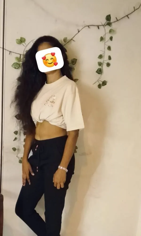 Hot New Girl Full Service 5500/= | Lanka Ads New