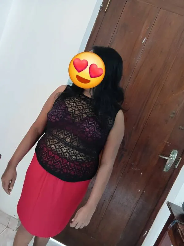 FULL SERVICE AT GAMPOLA PERADENIYA KANDY BEAUTIFUL GIRL 6000 | Lanka Ads New