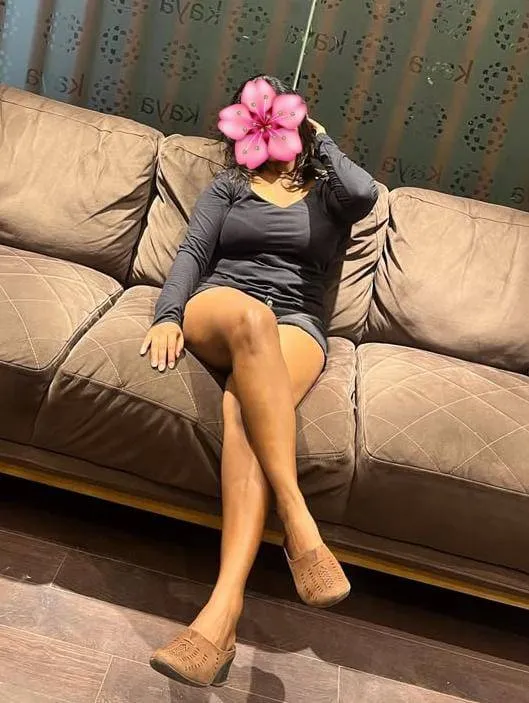 Pooja කිරිබත්ගොඩ 5500/=