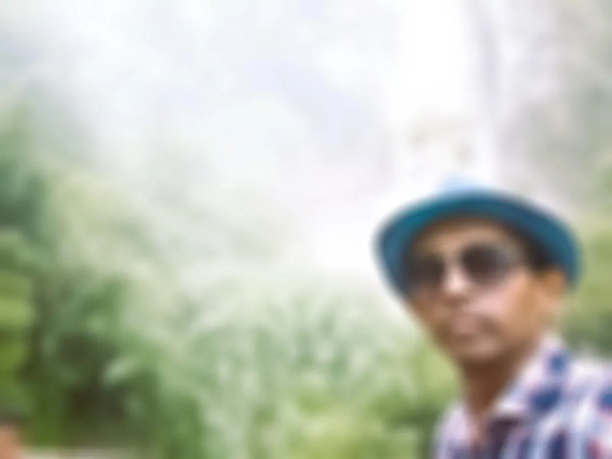 තරුණ විවාහක යුවළක් සමග සමීපව ආශ්රය කිරීම සඳහා වයස අවුරුදු 18 - 25 අතර අවිවාහක තරුණයෙකු අප 