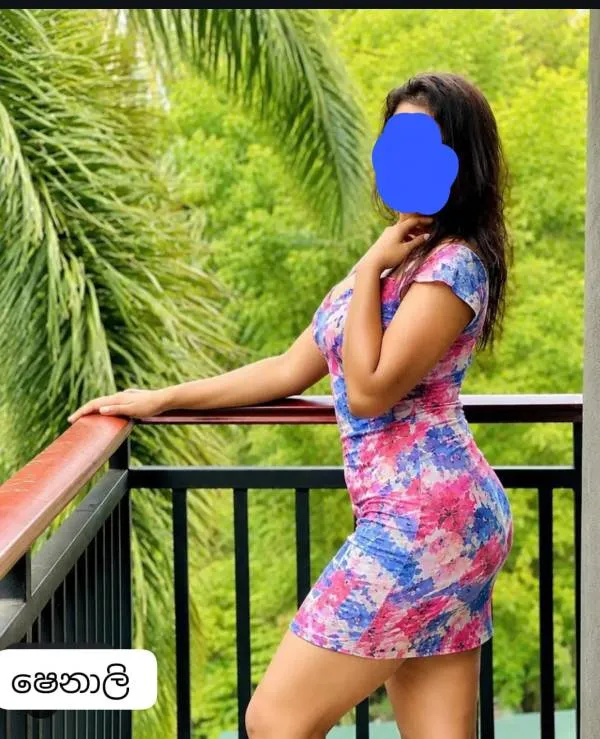 I am White skin girl Chubby and sexy girl | Lanka Ads New