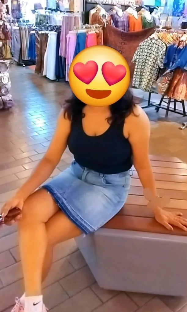 HOT & SLIM NEW LADY FULL SERVICE IN MATARA Rs 6500/-(without room)