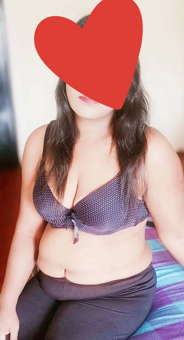 REAL PHOTO Age 30 | Lanka Ads New