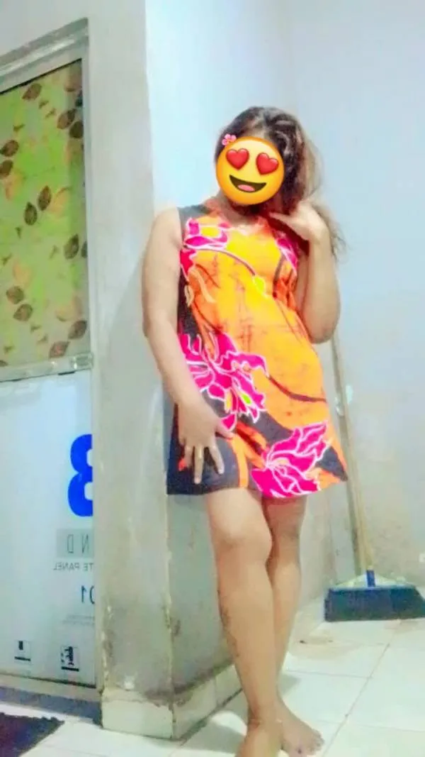 Beautiful Young Clean White Skin Sexy Girl Service In Hanwella Area | Lanka Ads New