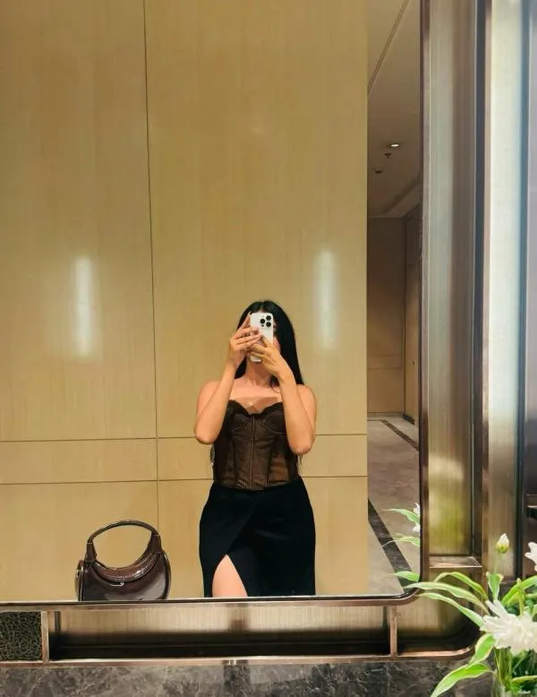 FULL SERVICE IN KALUBOOWILA NUGEGODA DEHIWALA AREA REALL PHOTO BEAUTIFUL GIRL 7000 SEFTY P