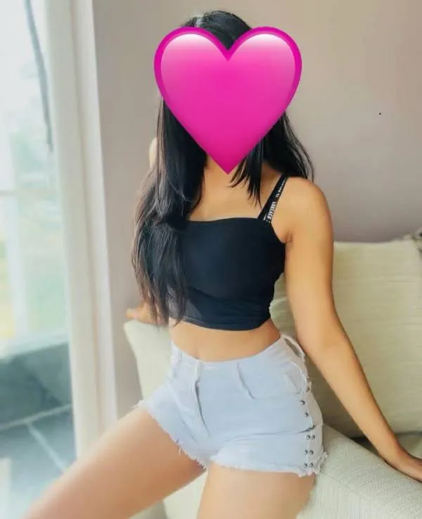Hey… I’m Vishmi. 22 years Old From Kandana | Lanka Ads New