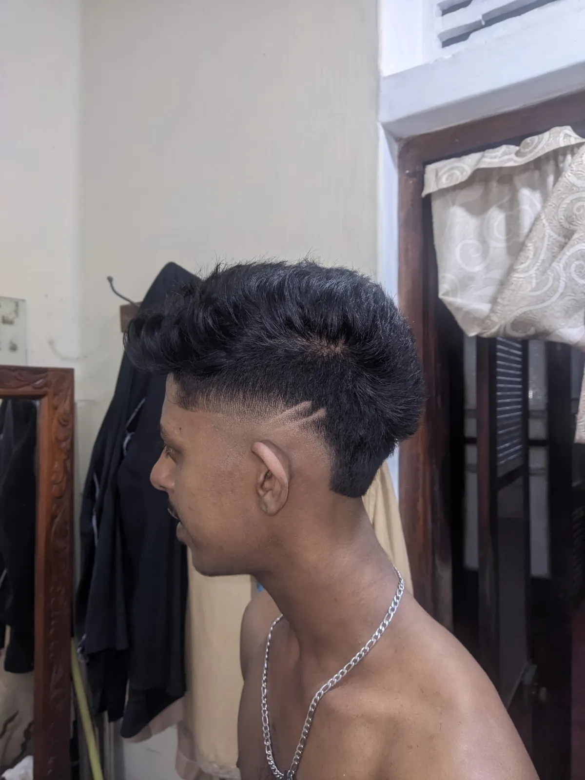 Hi my name is raju | Lanka Ads New