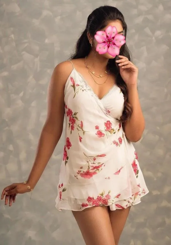 12 girls available SPA Minuwangoda full body massage & Full service