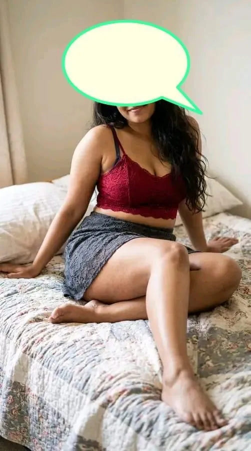 අඩුවට ගිහින් වයසක ඇන්ටිලට රැවටුනාද, පොඩි කෙල්ලෙක් එක්ක සතුටු වෙන්න එන්න,...... අද ආවොත් හෙ